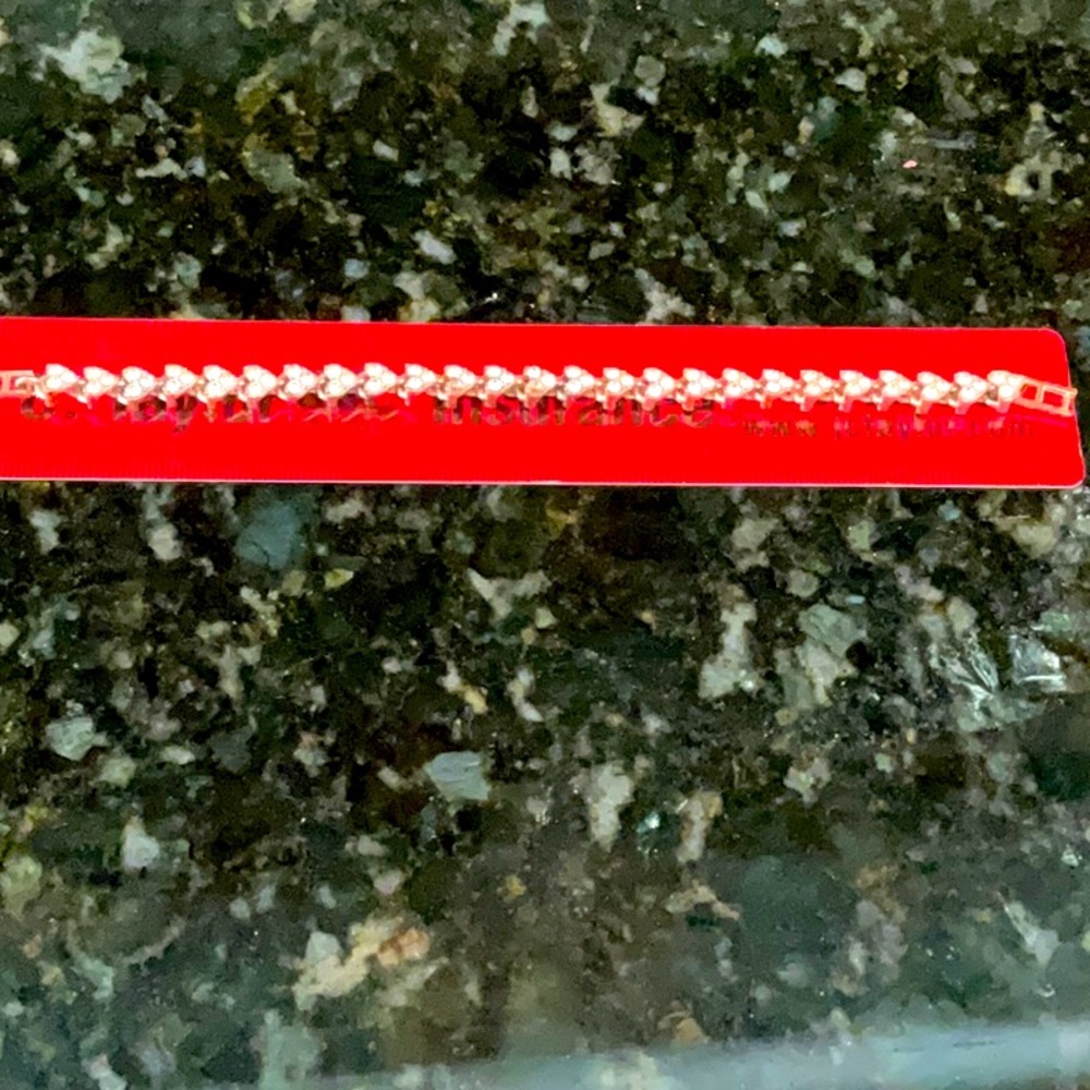 New heart zz stud bracelet